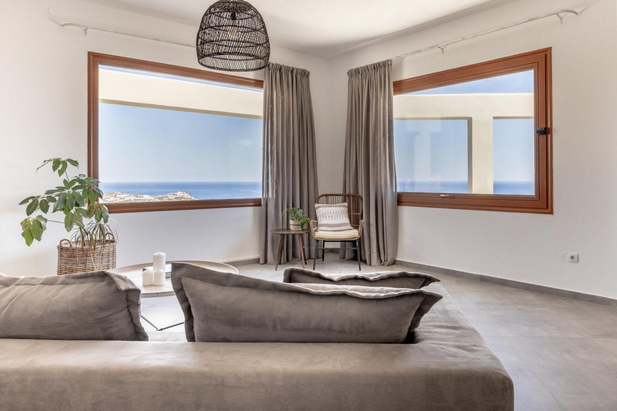 Infinite Blue Apartament