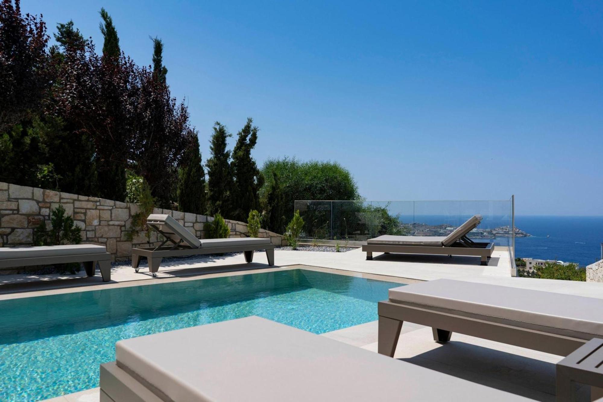Infinite Blue - Residencies With Private Pools * Agia Pelagia (Crete)