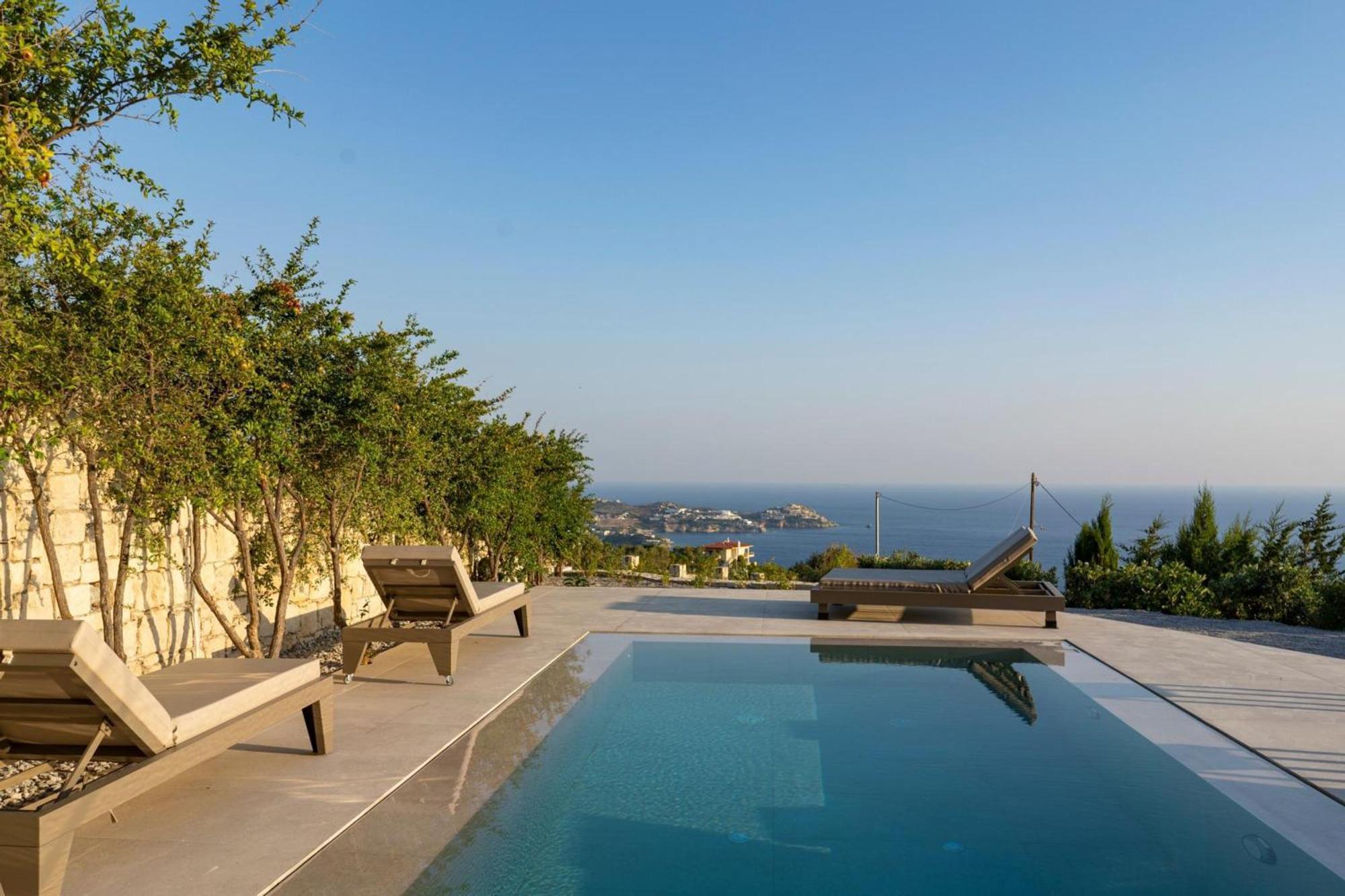 Infinite Blue Apartment *